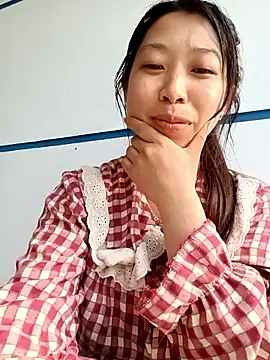 Snapshot of Mayly_lucky2 chatting on 17, 5, 2026 Mayly lucky2 online show from 17, 5, 2026