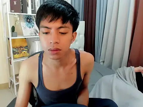 davincihugecock online show from 7, 4, 2026