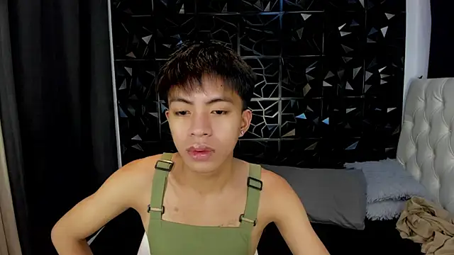 davincihugecock online show from 1, 4, 2026