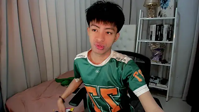 davincihugecock online show from 21, 2, 2026