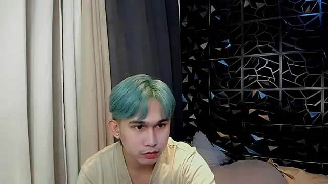 davincihugecock online show from 2, 4, 2026