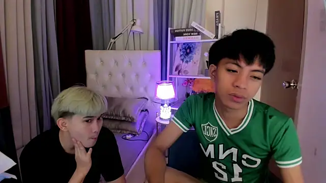 davincihugecock online show from 21, 4, 2026