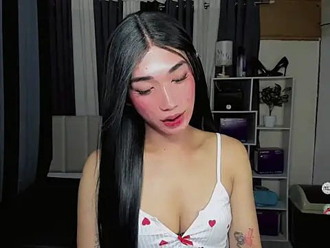 FyangFoxx online show from 13, 5, 2026