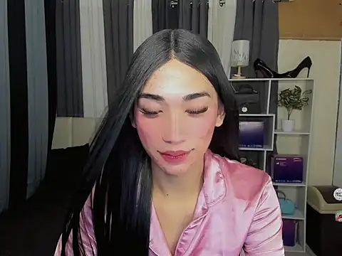FyangFoxx online show from 8, 5, 2026