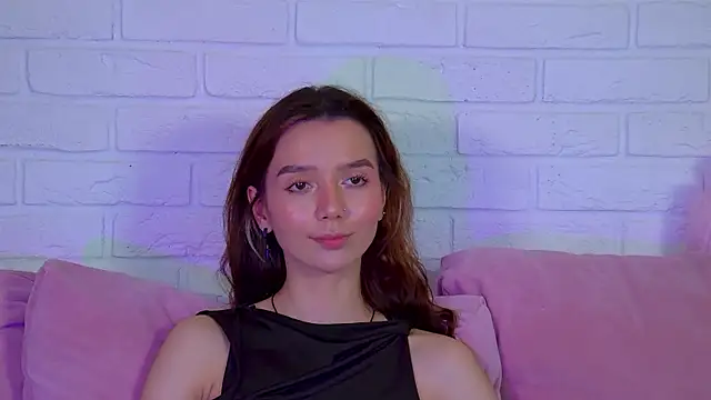 VanessaVienne online show from 19, 4, 2026