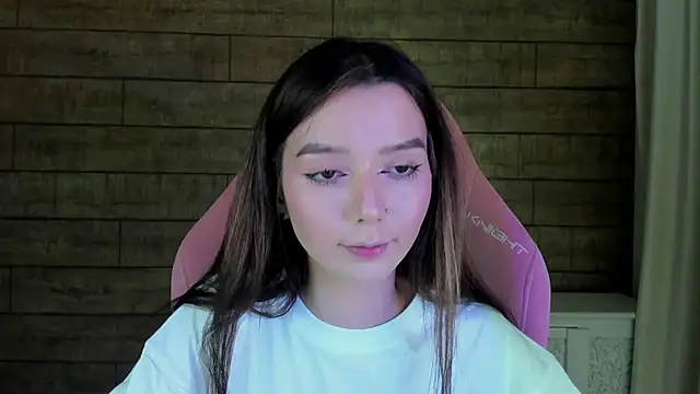 VanessaVienne online show from 11, 4, 2026