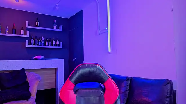 Snapshot of nova_salvatore chatting on 8, 5, 2026 nova salvatore online show from 8, 5, 2026