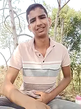 Snapshot of sahilcute1 chatting on 23, 5, 2026 sahilcute1 online show from 23, 5, 2026