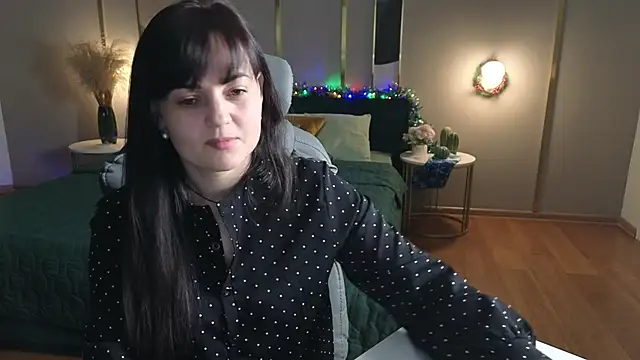  SilkyShadow  online show from 16, 1, 2026