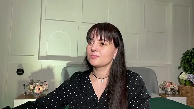  SilkyShadow  online show from 9, 2, 2026