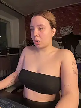 AnnaSeint online show from 13, 2, 2026