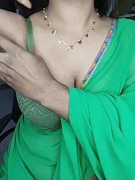 Snapshot of Desi_Nil_pori chatting on 6, 8, 2026 Desi Nil pori online show from 6, 8, 2026