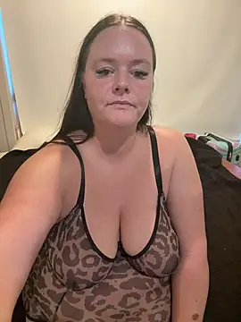 carinabro10 online show from 8, 3, 2026