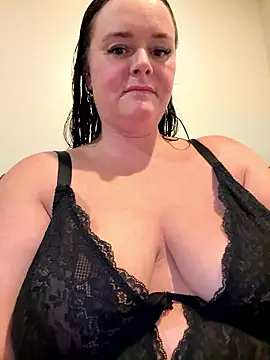 carinabro10 online show from 10, 1, 2026