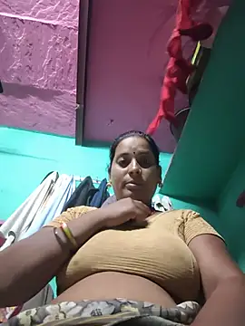 Snapshot of Reena_lodha chatting on 19, 7, 2026 Reena lodha online show from 19, 7, 2026