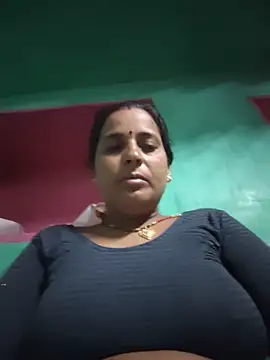 Snapshot of Reena_lodha chatting on 10, 6, 2026 Reena lodha online show from 10, 6, 2026