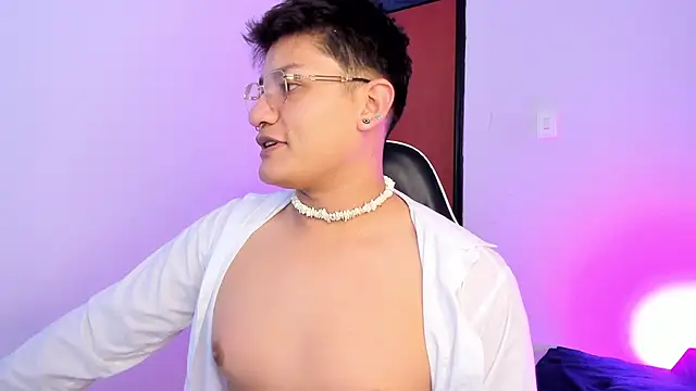 Theo Rowan online show from 5, 2, 2026