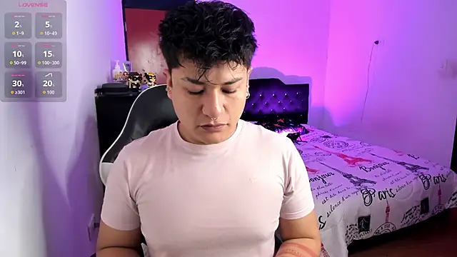 Theo Rowan online show from 11, 1, 2026