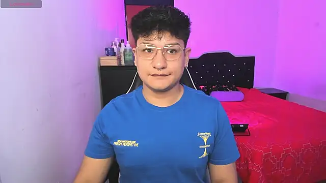 Theo Rowan online show from 8, 1, 2026