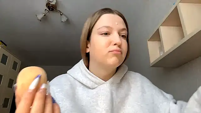 JammieMickiewicz online show from 13, 1, 2026