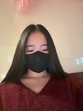 Gwen879 online show from 5, 3, 2026