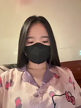 Gwen879 online show from 25, 3, 2026