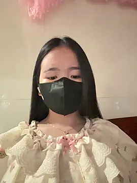 Gwen879 online show from 11, 2, 2026