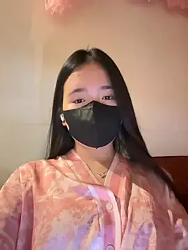 Gwen879 online show from 25, 2, 2026