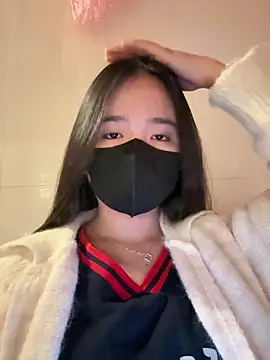 Gwen879 online show from 12, 3, 2026