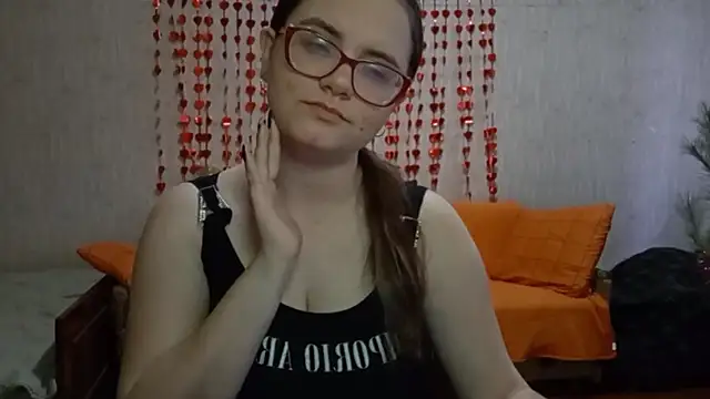 Miyabeee online show from 6, 3, 2026