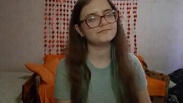 Miyabeee online show from 10, 2, 2026