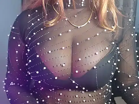 Luscious Eyessss online show from 4, 2, 2026