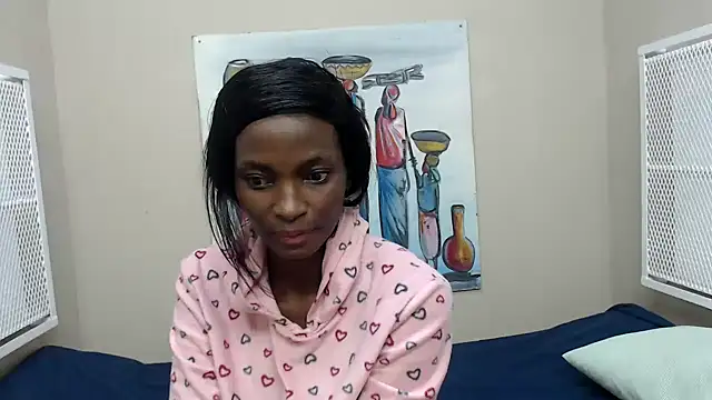 Snapshot of TallDivaNoir chatting on 24, 4, 2026 TallDivaNoir online show from 24, 4, 2026
