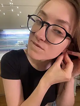 Persephone Kore online show from 21, 6, 2026