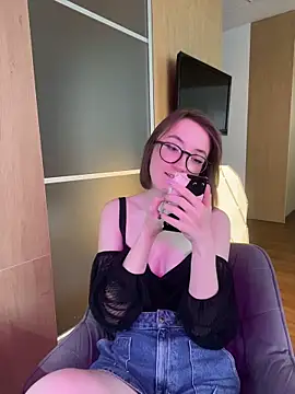 Persephone Kore online show from 26, 4, 2026