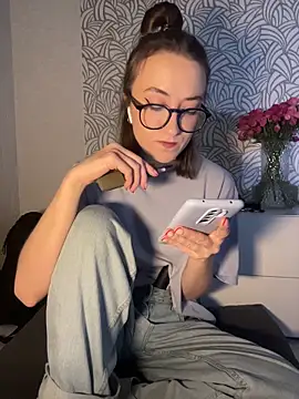 Persephone Kore online show from 6, 2, 2026