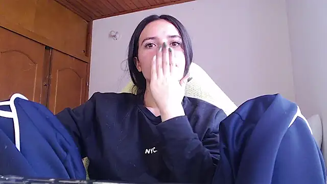 Shanel Lozano online show from 7, 3, 2026