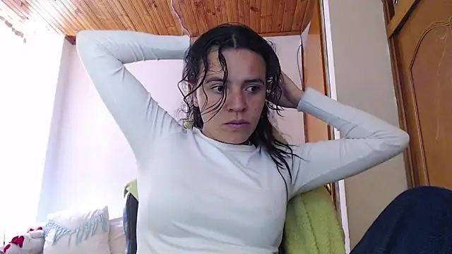 Shanel Lozano online show from 25, 2, 2026