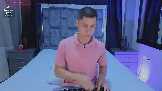 LeoMonnroe online show from 28, 5, 2026