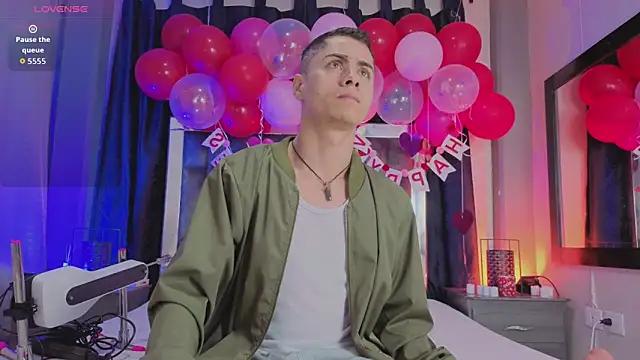 LeoMonnroe online show from 16, 2, 2026