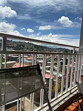 Veronica Wins  online show from 2, 4, 2026