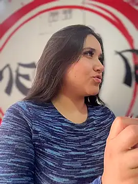Snapshot of Veronica_Wins_ chatting on 6, 6, 2026 Veronica Wins online show from 6, 6, 2026