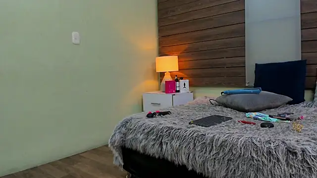 Hadde multisquirt online show from 19, 2, 2026