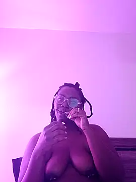 Kokohayes online show from 25, 2, 2026