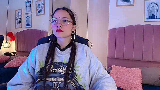 Hanabie  online show from 8, 4, 2026