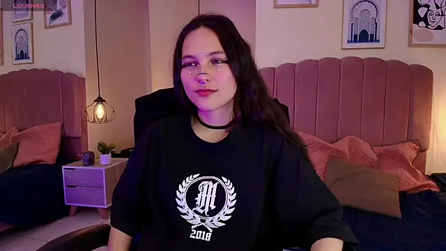 Hanabie  online show from 15, 1, 2026