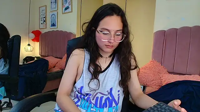 Hanabie  online show from 11, 3, 2026