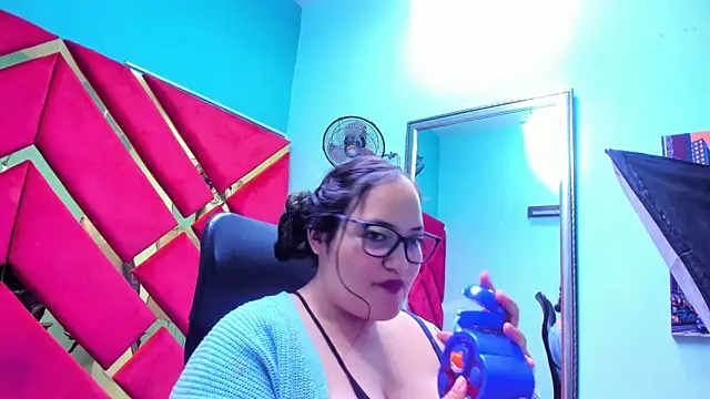 MiaRouss69 online show from 19, 2, 2026