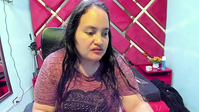 MiaRouss69 online show from 11, 2, 2026