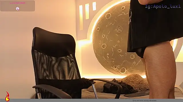 Snapshot of Apolo_lux1 chatting on 17, 7, 2026 Apolo lux1 online show from 17, 7, 2026
